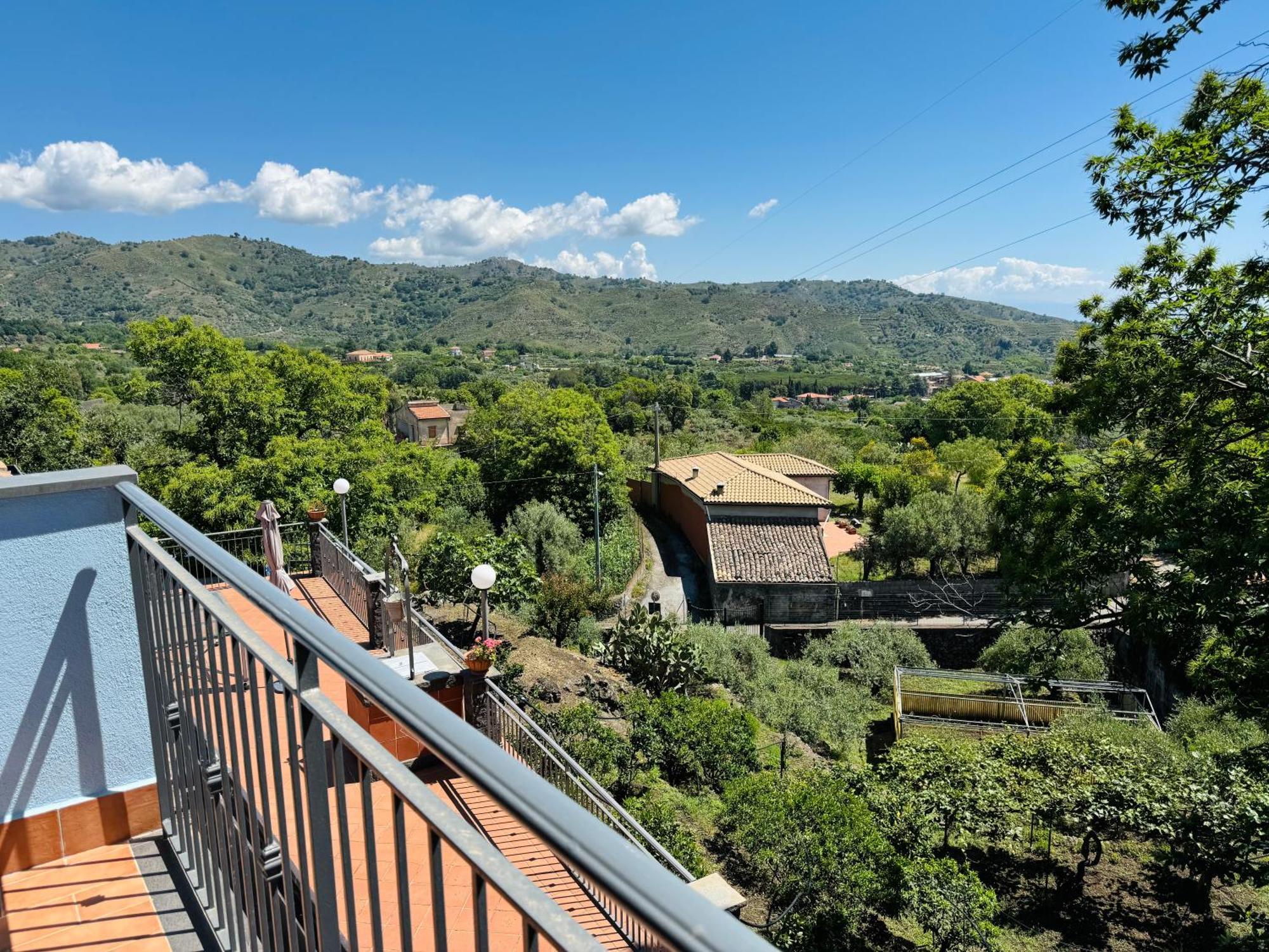 Villa Melany Casa Vacanza Piedimonte Etneo Eksteriør bilde